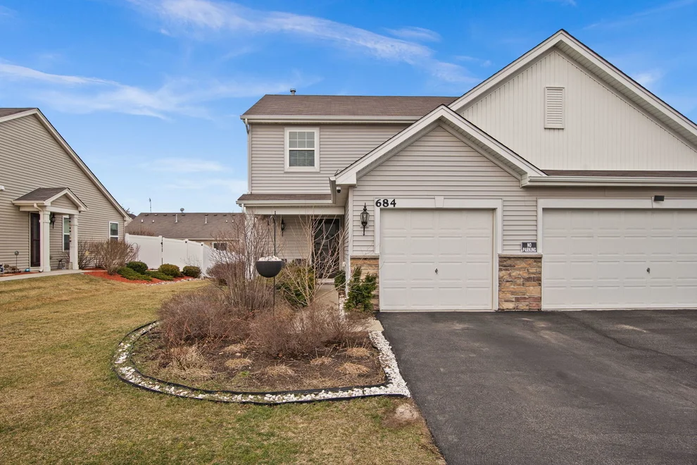 Unit for sale at 684 Vine Street, Hampshire, IL 60140