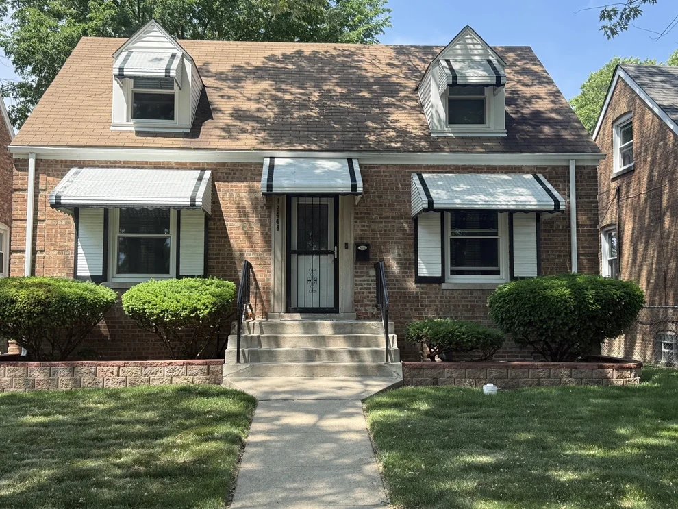 Unit for sale at 12448 S Elizabeth Street, Calumet Park, IL 60827