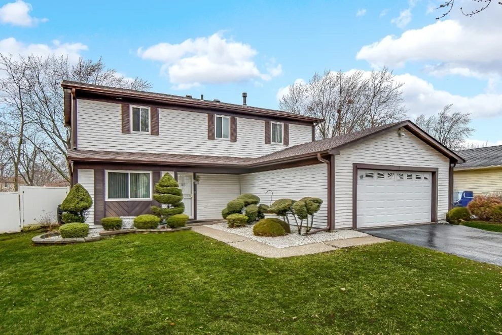 Unit for sale at 40 Huntingwood Road, Matteson, IL 60443