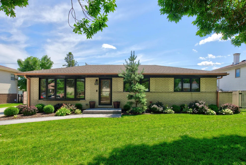 Unit for sale at 511 Wingate Drive, Schaumburg, IL 60193