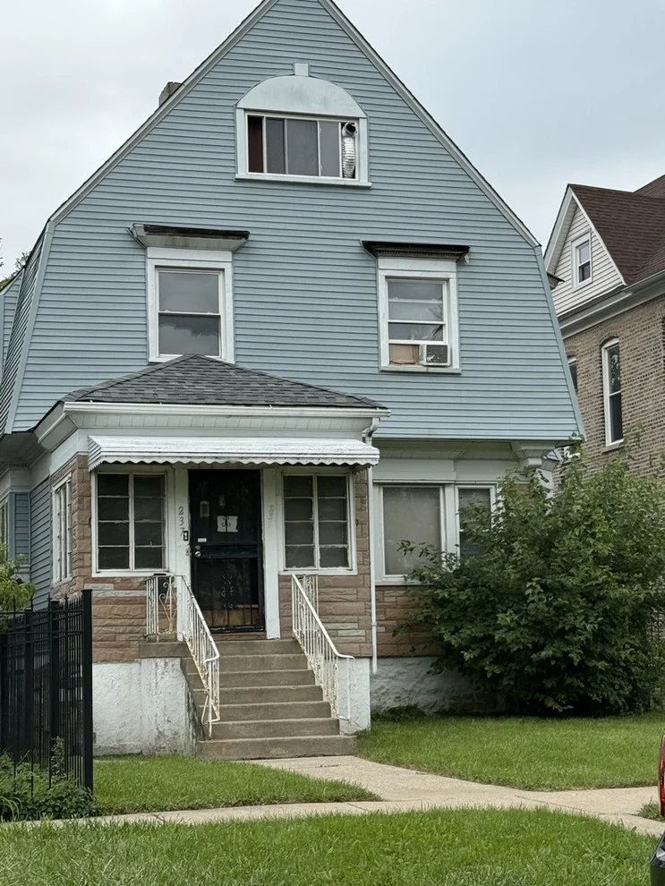 Unit for sale at 237 N Long Avenue, Chicago, IL 60644