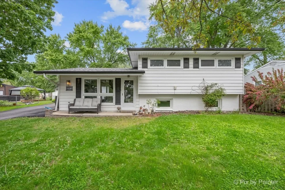 Unit for sale at 34W912 Clyde Parkway, St. Charles, IL 60174