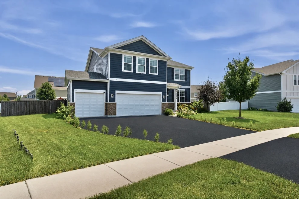 Unit for sale at 25438 W Ryan Lane, Plainfield, IL 60586