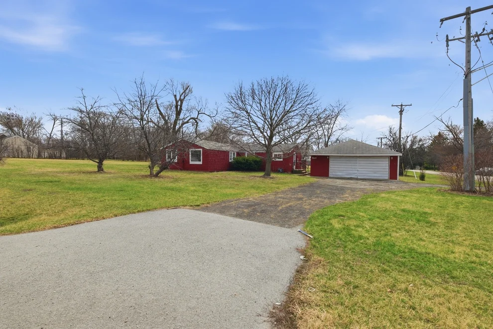 Unit for sale at 18301 Le Claire Avenue, Country Club Hills, IL 60478