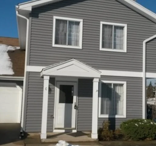 Unit for sale at 2450 Brunswick Circle, Woodridge, IL 60517