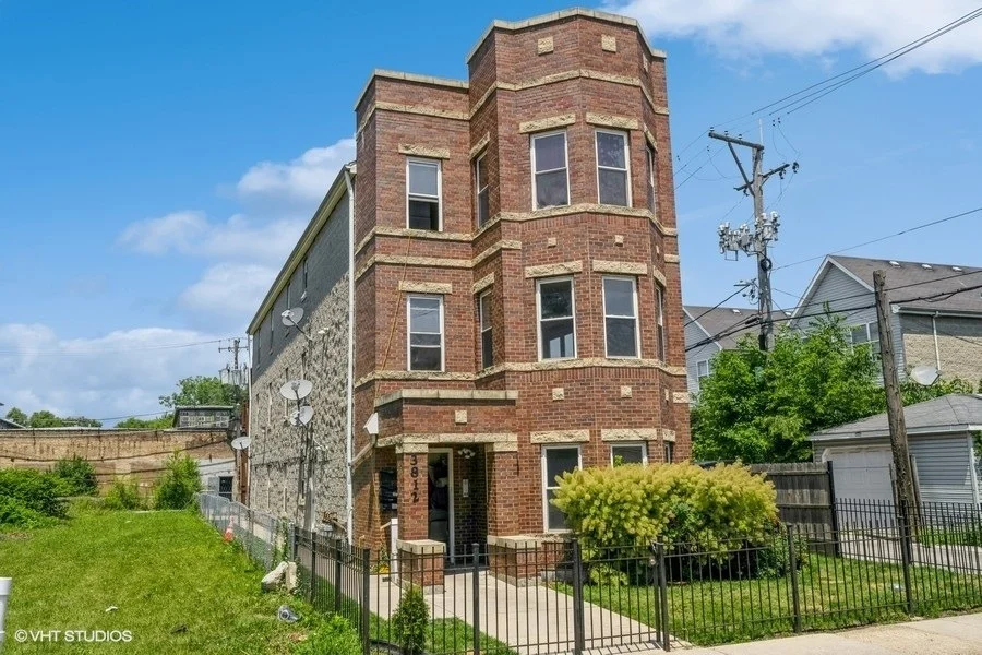 Unit for sale at 3812 W Maypole Avenue, Chicago, IL 60624