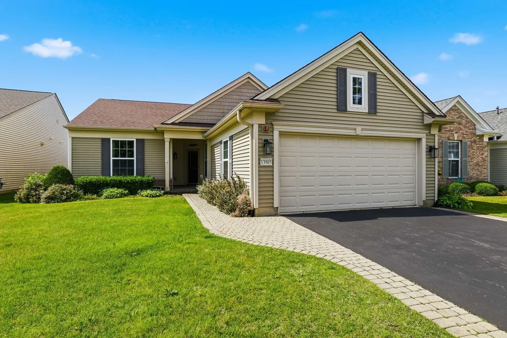 Unit for sale at 13905 Helena Road, Huntley, IL 60142