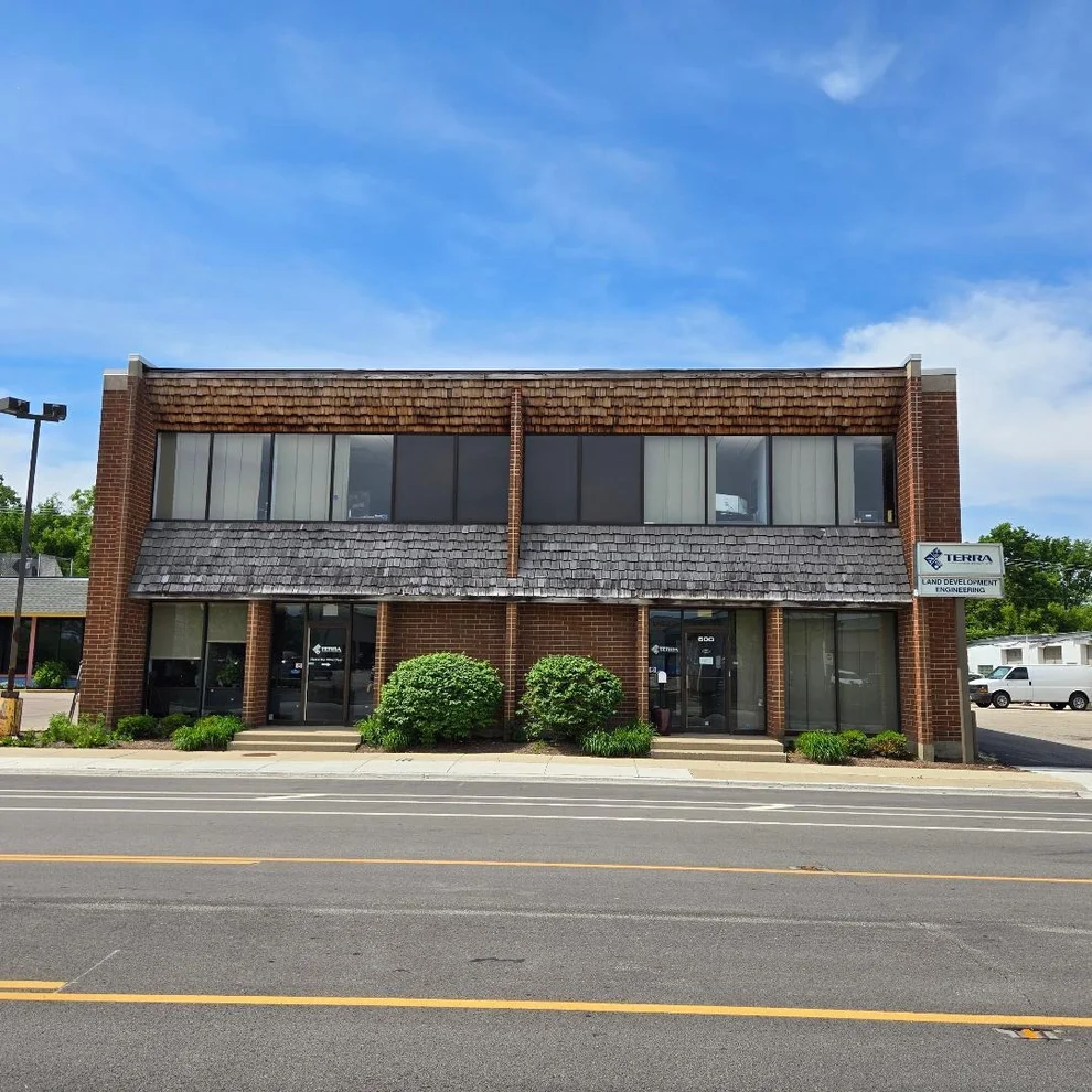 Unit for sale at 600 BUSSE Highway, Park Ridge, IL 60068