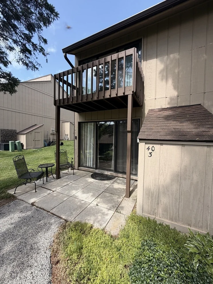 Unit for sale at 40 Bermuda Colony, Fox Lake, IL 60020
