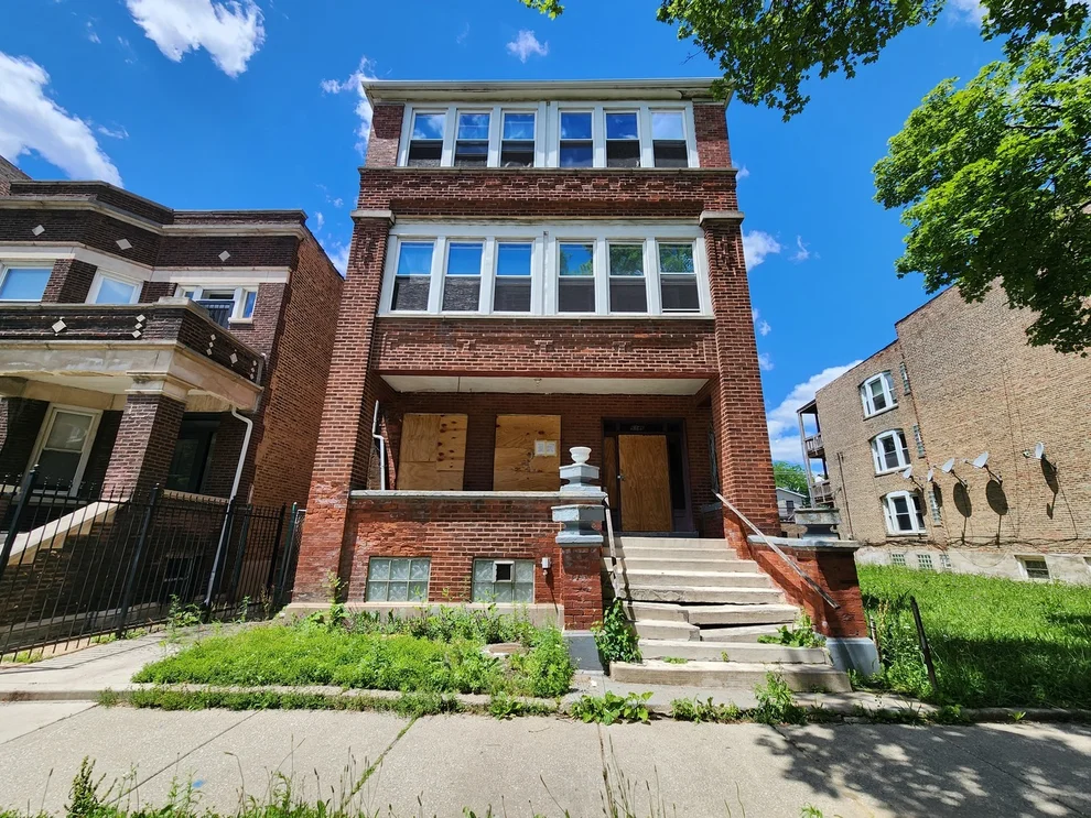 Unit for sale at 6146 S Vernon Avenue, Chicago, IL 60637