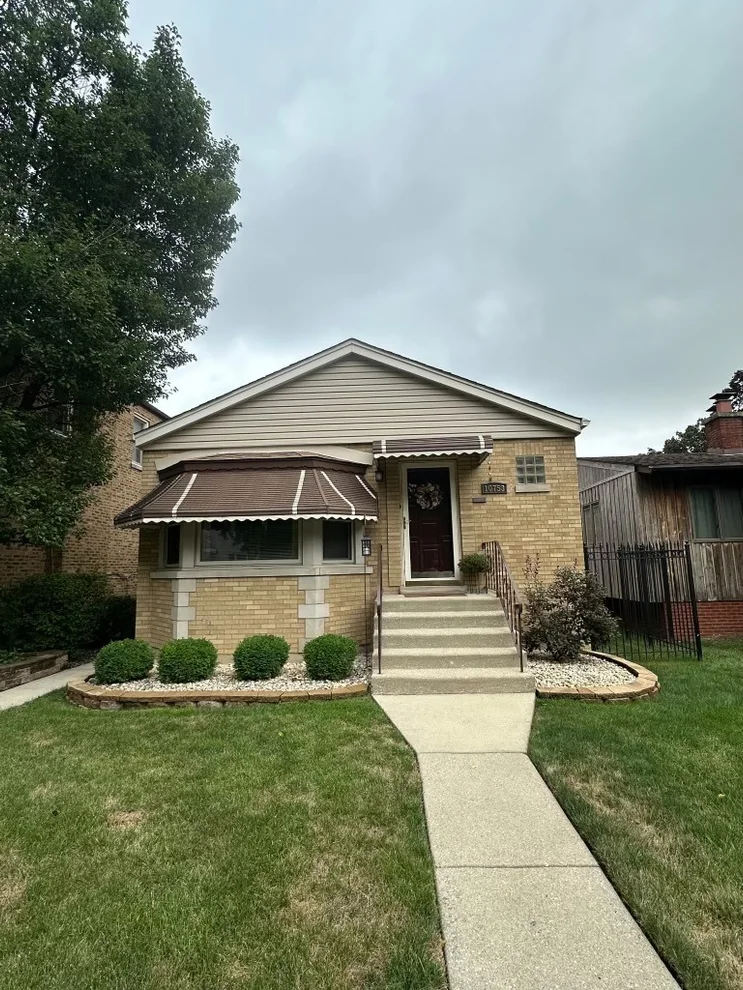 Unit for sale at 10753 S Washtenaw Avenue, Chicago, IL 60655
