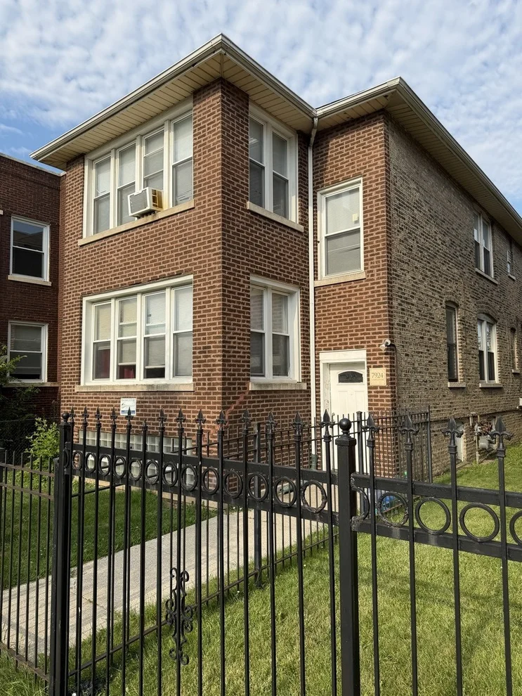 Unit for sale at 7924 S May Street, Chicago, IL 60620