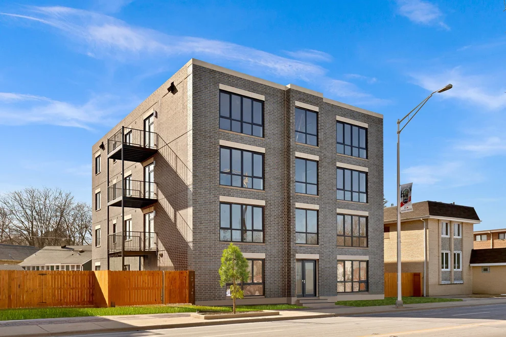 Unit for sale at 8631 W Grand Avenue, River Grove, IL 60171