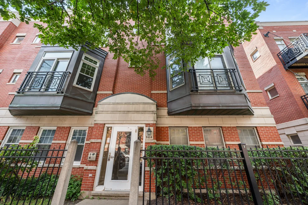 Unit for sale at 1414 S HALSTED Street, Chicago, IL 60607