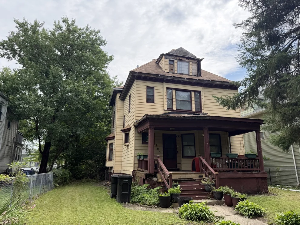 Unit for sale at 105 S Waller Avenue, Chicago, IL 60644