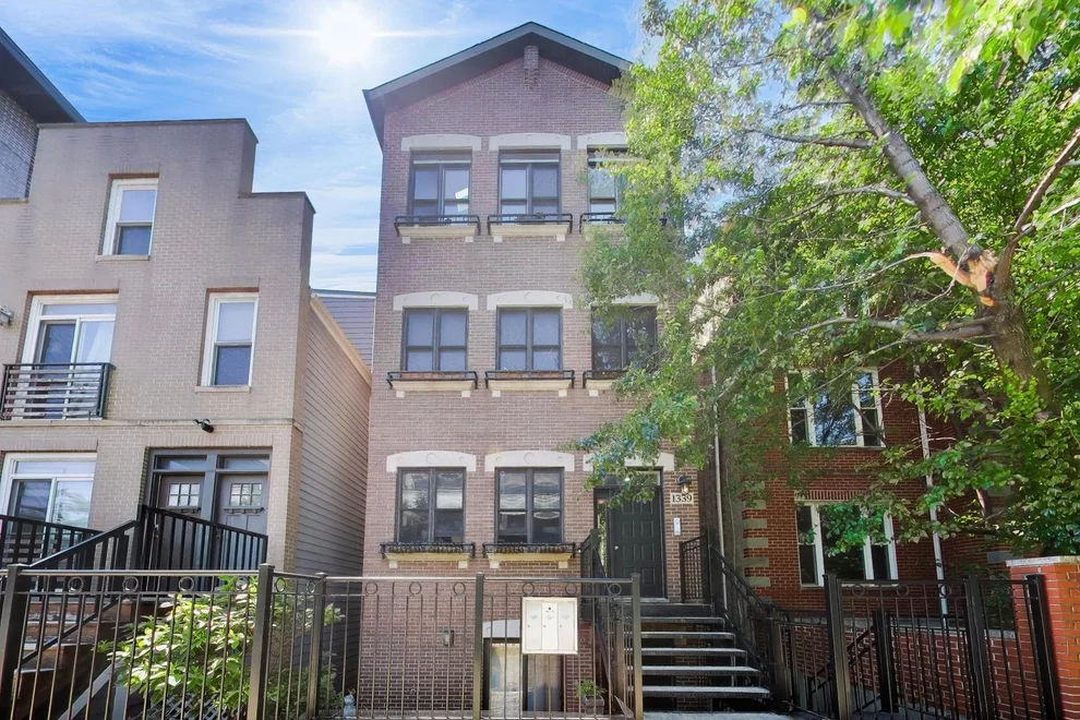 Unit for sale at 1339 W Walton Street, Chicago, IL 60642