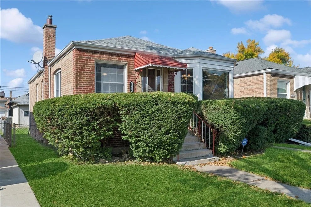 Unit for sale at 2952 N Nordica Avenue, Chicago, IL 60634