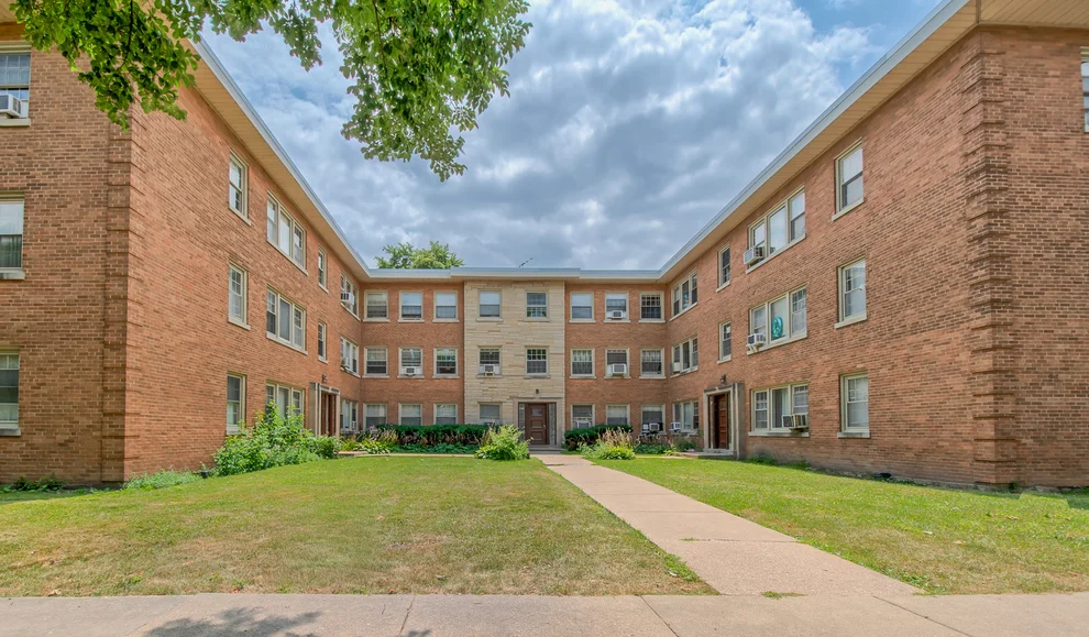 Unit for sale at 4821 HULL Street, Skokie, IL 60077