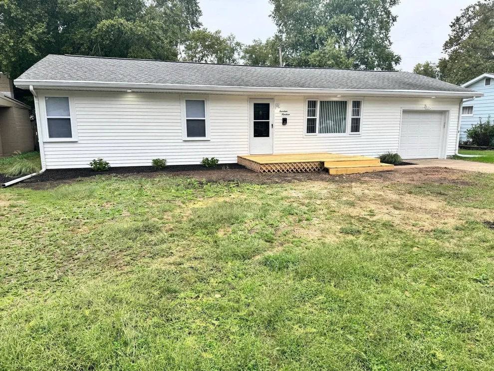 Unit for sale at 1419 Cambridge Drive, Champaign, IL 61821