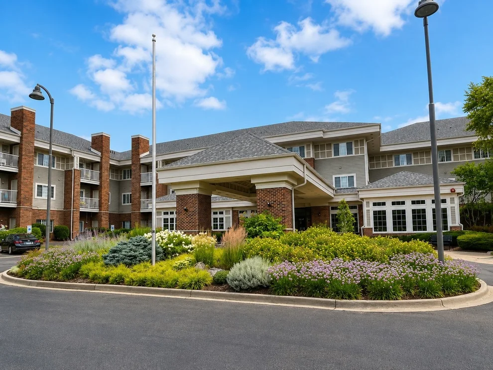Unit for sale at 801 N McLean Boulevard, Elgin, IL 60123