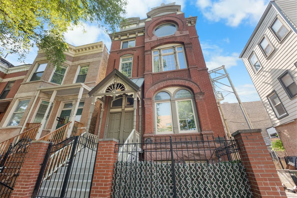 Unit for sale at 1542 N WOOD Street, Chicago, IL 60622