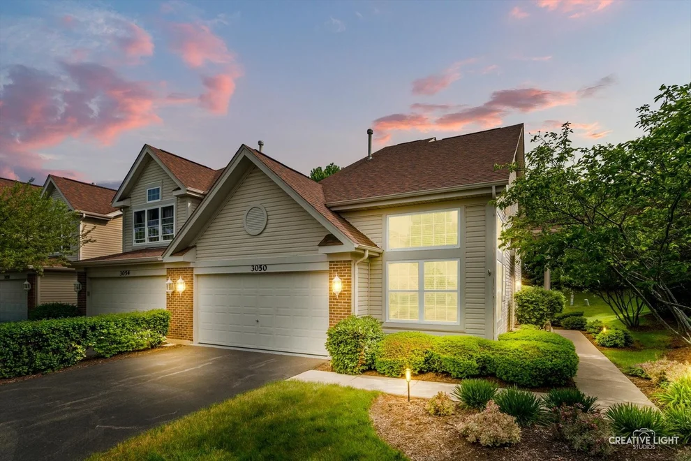 Unit for sale at 3050 Renard Lane, St. Charles, IL 60175