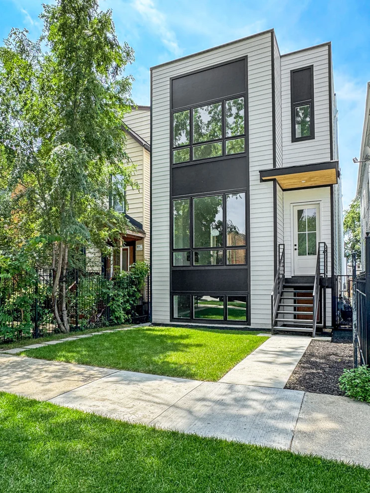 Unit for sale at 1728 N Sawyer Avenue, Chicago, IL 60647