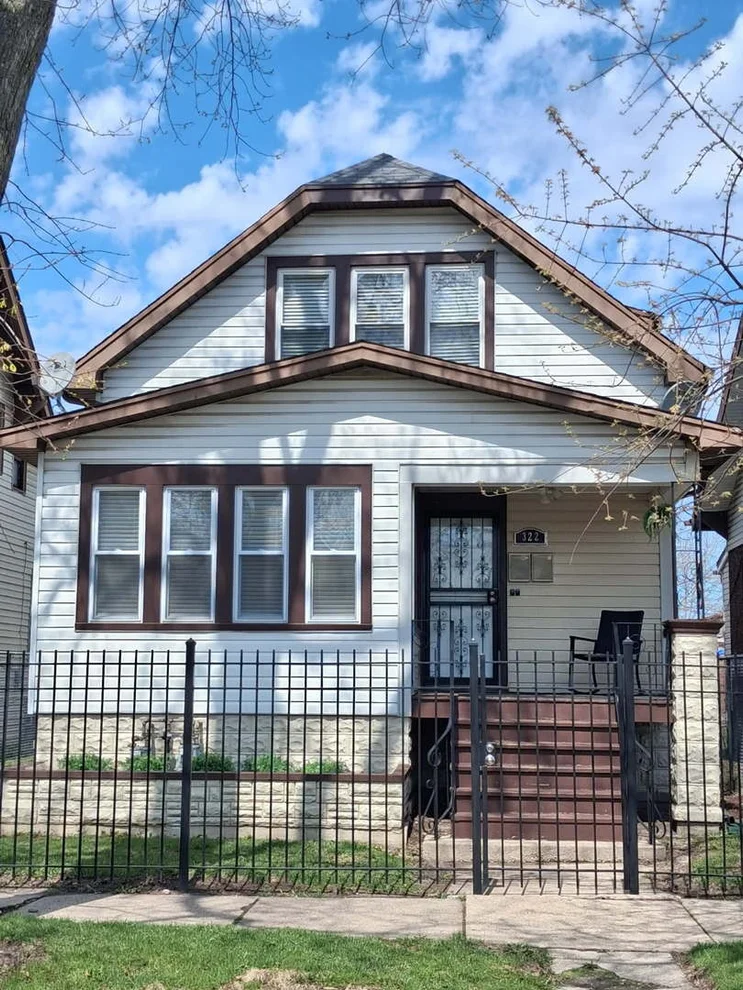 Unit for sale at 322 W 103rd Place, Chicago, IL 60628