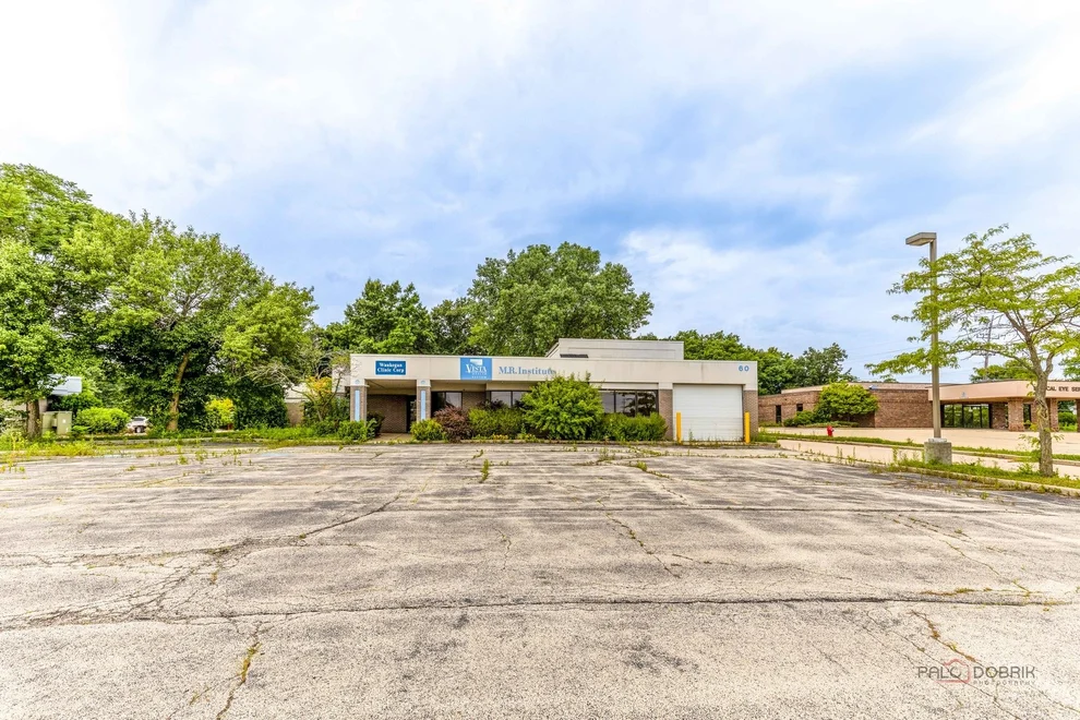 Unit for sale at 60 S Greenleaf Street, Gurnee, IL 60031
