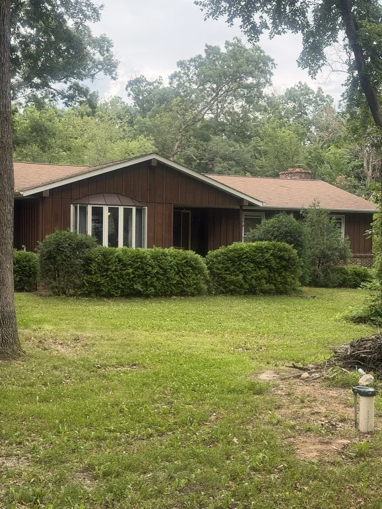 Unit for sale at 2812 Woodcliff Drive, Marengo, IL 60152