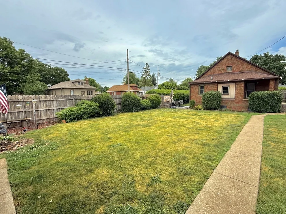 Unit for sale at 127 N Kenosha Avenue, Oglesby, IL 61348