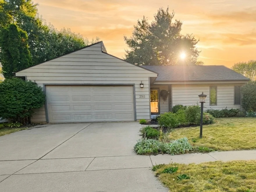 Unit for sale at 2315 Osage Drive, Champaign, IL 61821