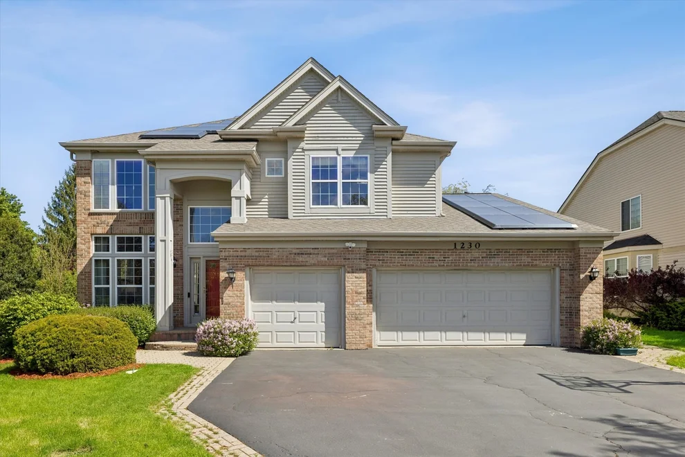 Unit for sale at 1230 W Claridge Court, Palatine, IL 60067