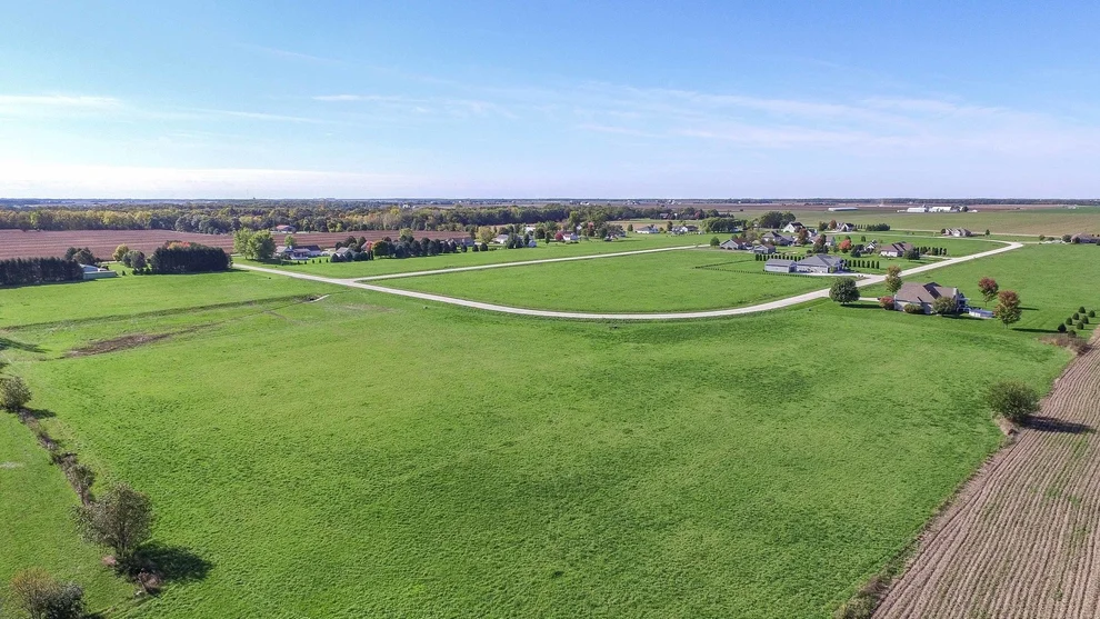 Unit for sale at 2440 N 4210th Road, Sheridan, IL 60551