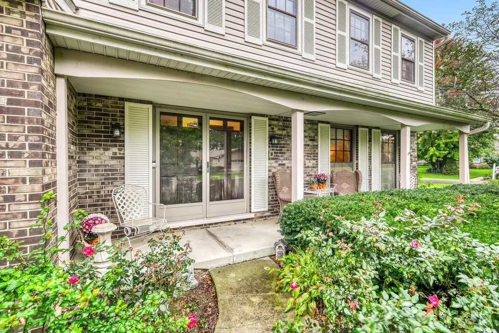 Unit for sale at 311 Clearbrook Court, Schaumburg, IL 60193