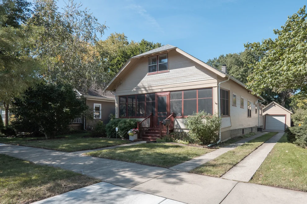 Unit for sale at 843 Pearl Street, Aurora, IL 60505