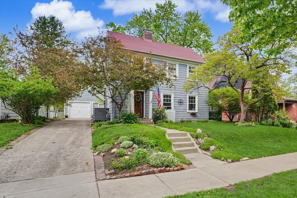 Unit for sale at 1104 W Green Street, Champaign, IL 61821