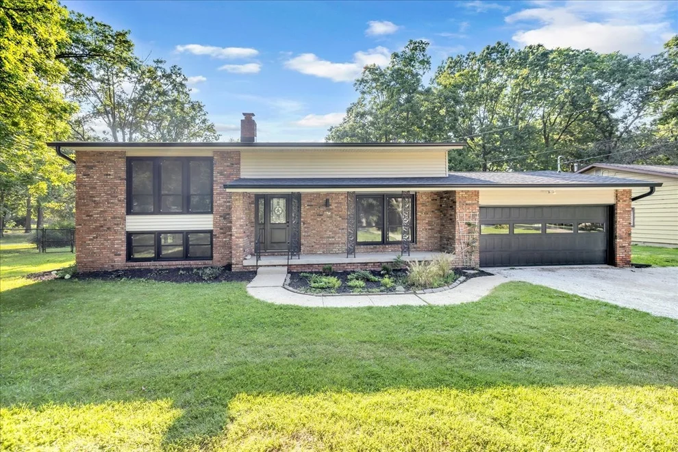 Unit for sale at 4675 Highcock Drive, Mt. Zion, IL 62549