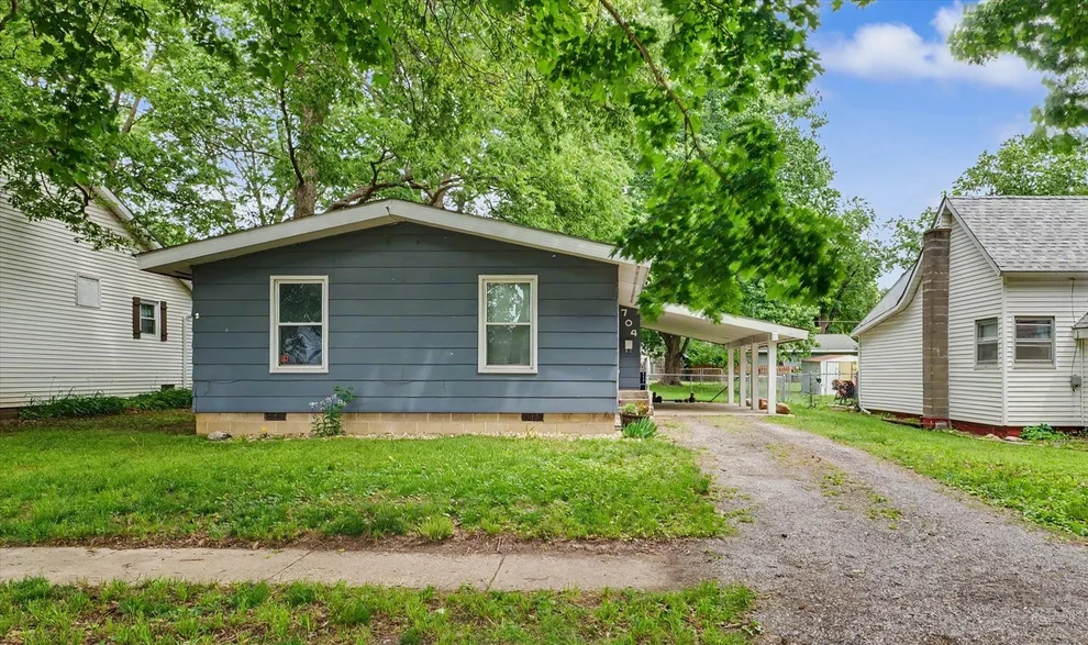 Unit for sale at 704 E Lincoln Street, Monticello, IL 61856