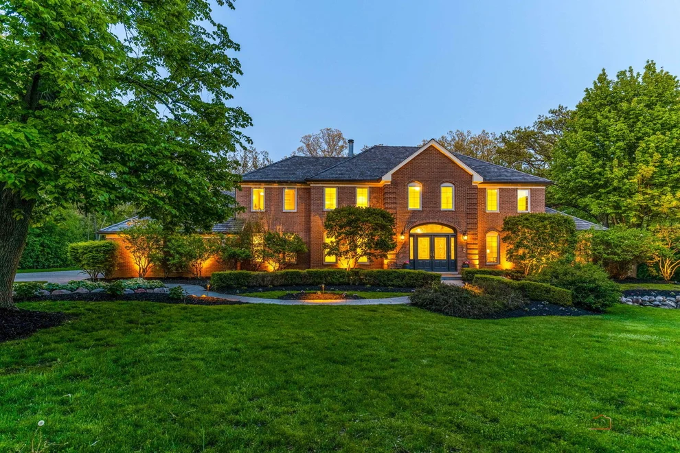 Unit for sale at 1541 Heritage Court, Lake Forest, IL 60045