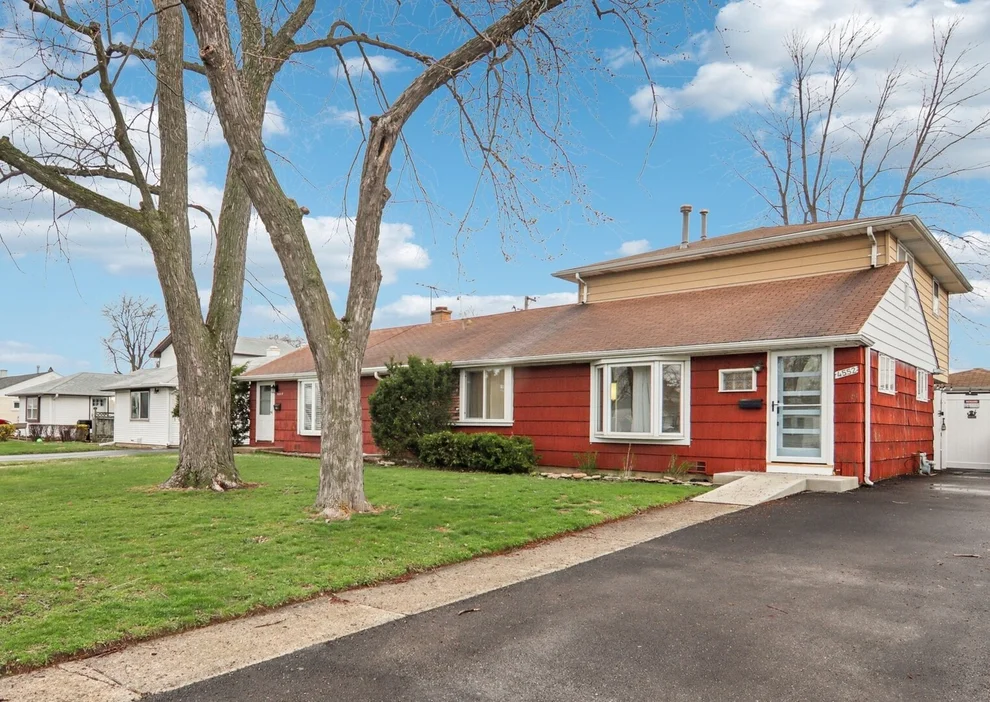 Unit for sale at 4552 W 89th Street, Hometown, IL 60456