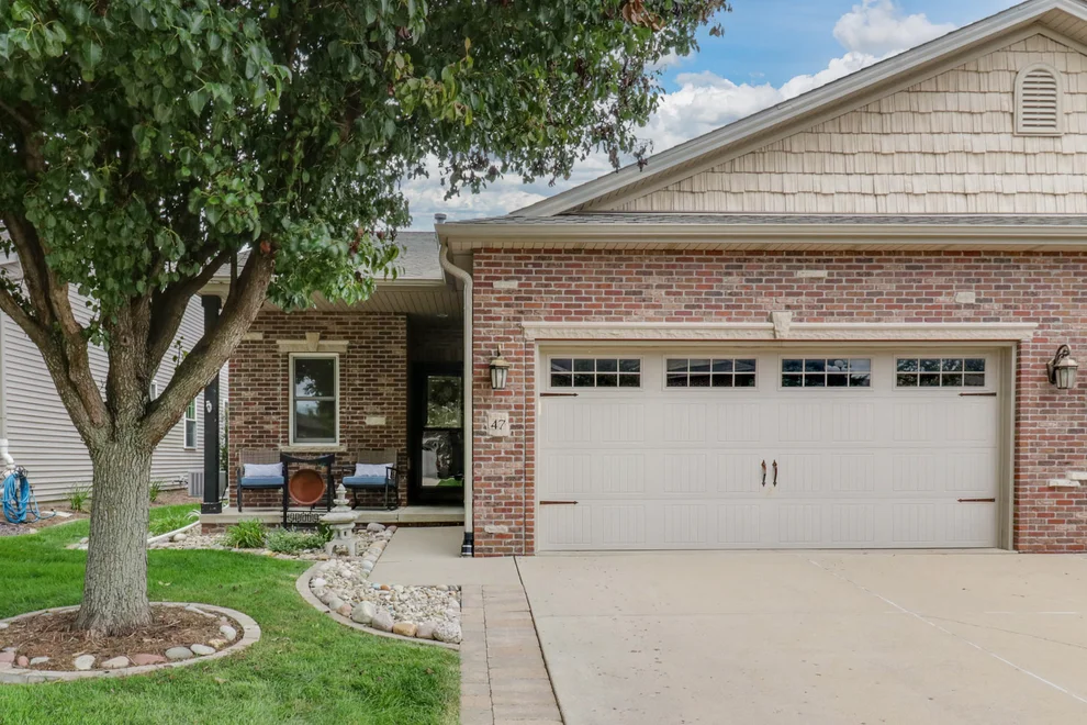 Unit for sale at 47 Yukon Circle, Bloomington, IL 61705