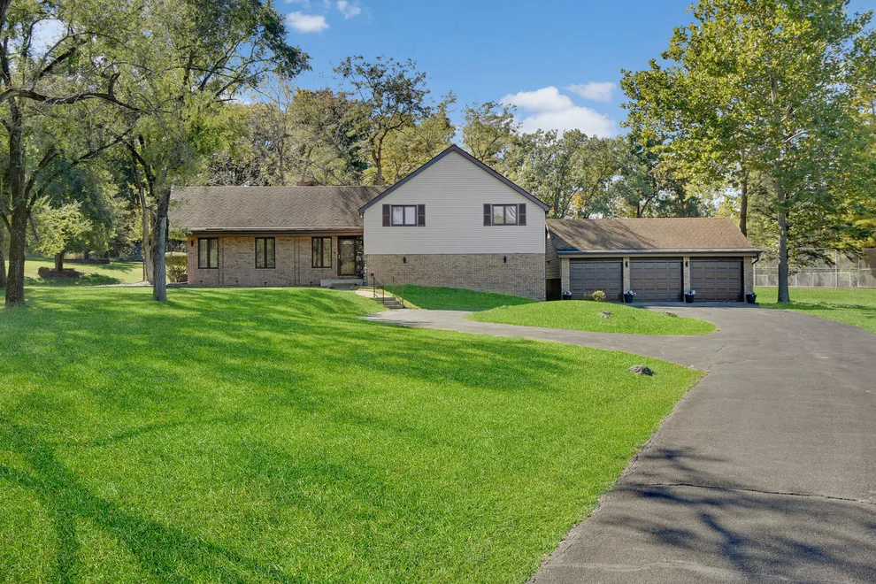 Unit for sale at 3317 E Buried Oak Drive, Crete, IL 60417