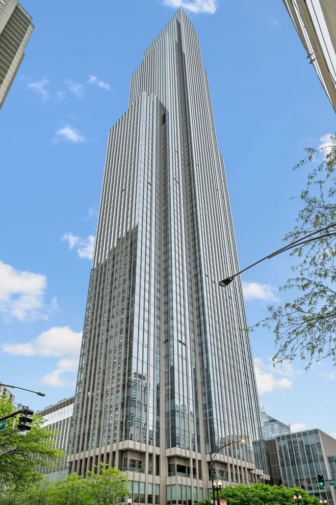 Unit for sale at 14 W Superior Street, Chicago, IL 60654