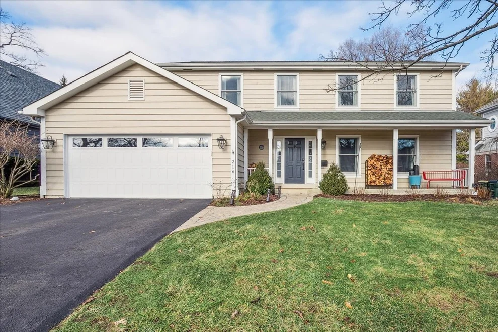 Unit for sale at 216 E Scranton Avenue, Lake Bluff, IL 60044