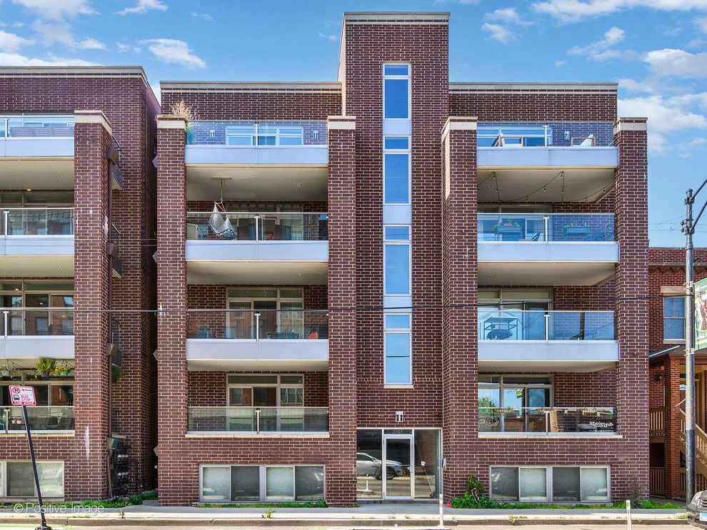 Unit for sale at 2707 W BELMONT Avenue, Chicago, IL 60618