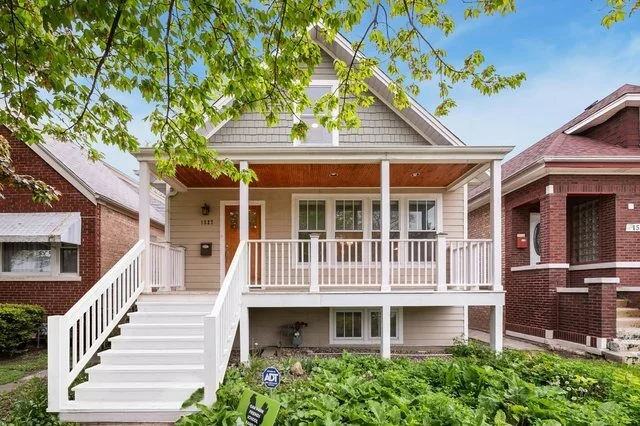 Unit for sale at 1527 Elmwood Avenue, Berwyn, IL 60402
