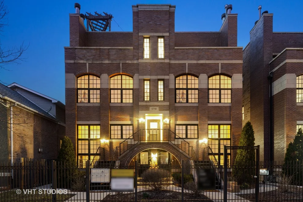 Unit for sale at 1718 W SUPERIOR Street, Chicago, IL 60622