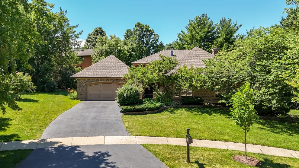Unit for sale at 1549 Snowberry Court, Downers Grove, IL 60515
