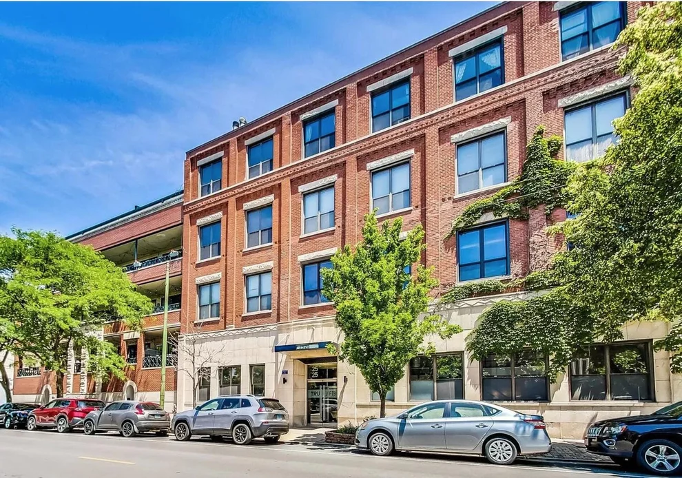 Unit for sale at 2525 N Sheffield Avenue, Chicago, IL 60614